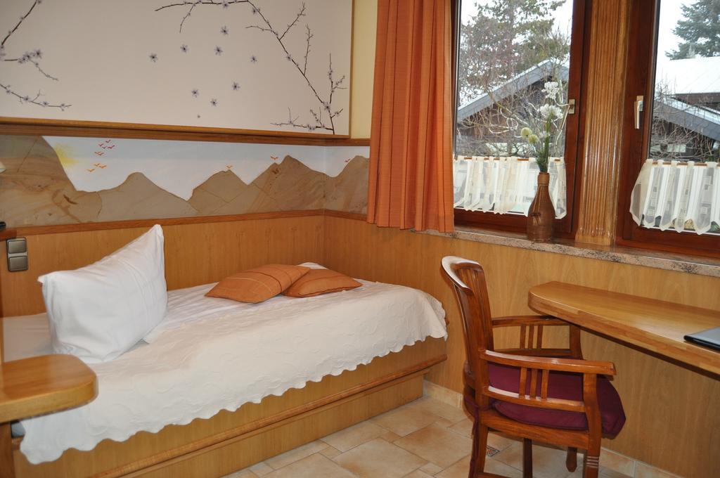Hotel Pension Blumenbach Berlin Exterior foto